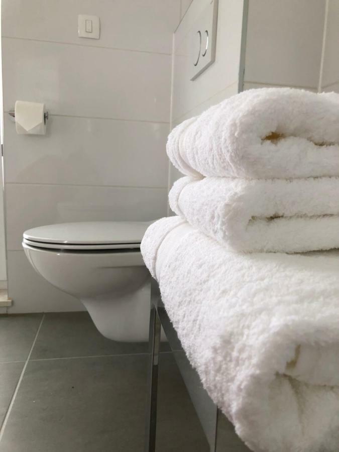 Villa Mila Kastela Kaštel Novi Kültér fotó